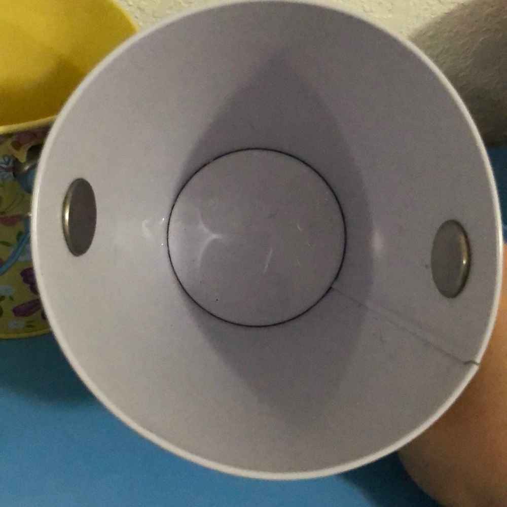 3 Decorative Buckets - Picture 3 of 4